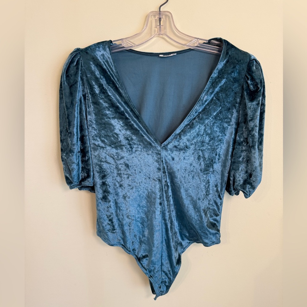 Free People Don’t You Wish Velvet Bodysuit *GOOD USED CONDITION* - Picture 3 of 10